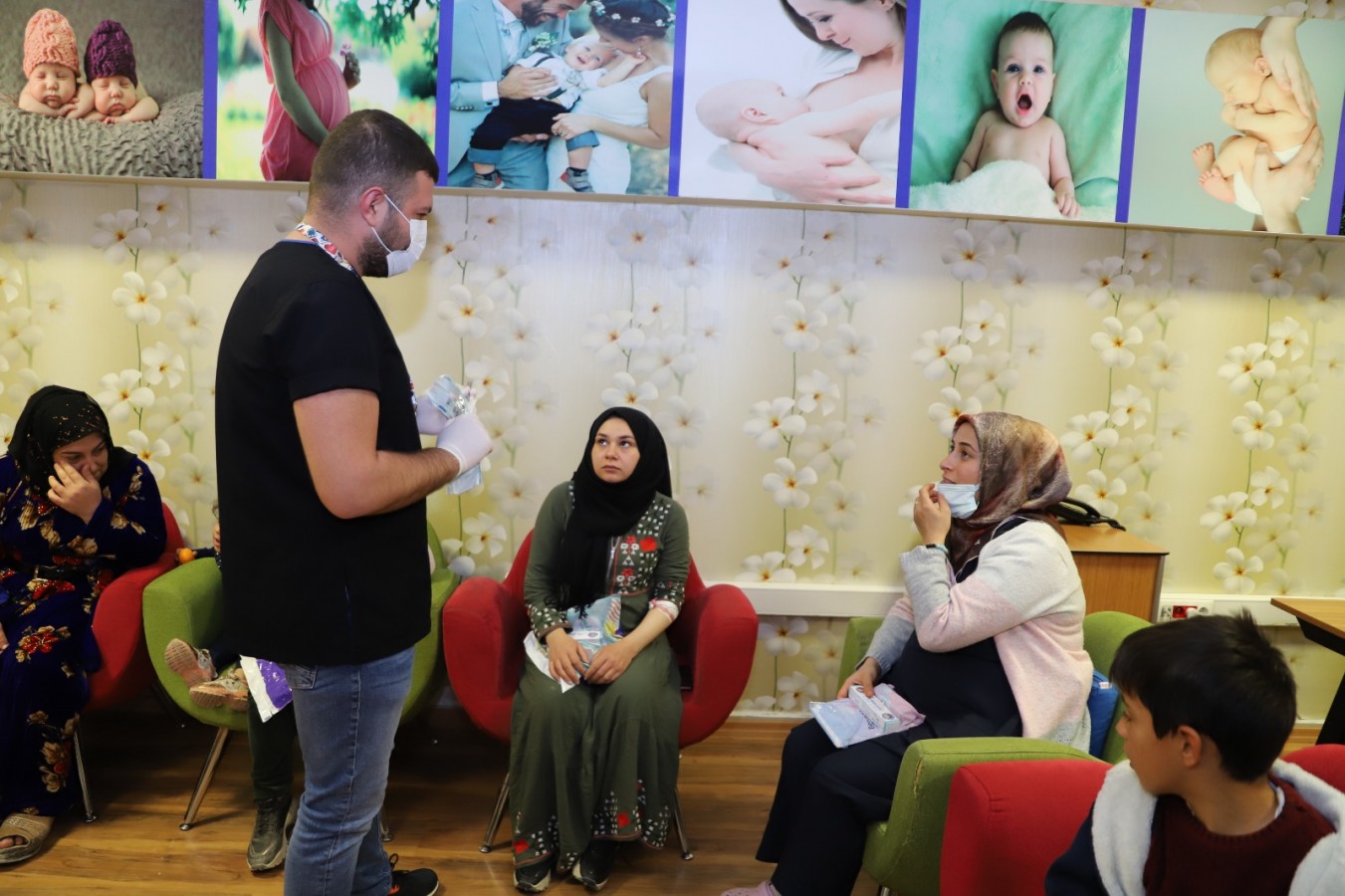 Urfa'da anne adaylarına diş sağlığı eğitimi verildi;