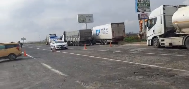 Sel sonrası kapanan Şanlıurfa-Akçakale yolu ulaşıma açıldı;