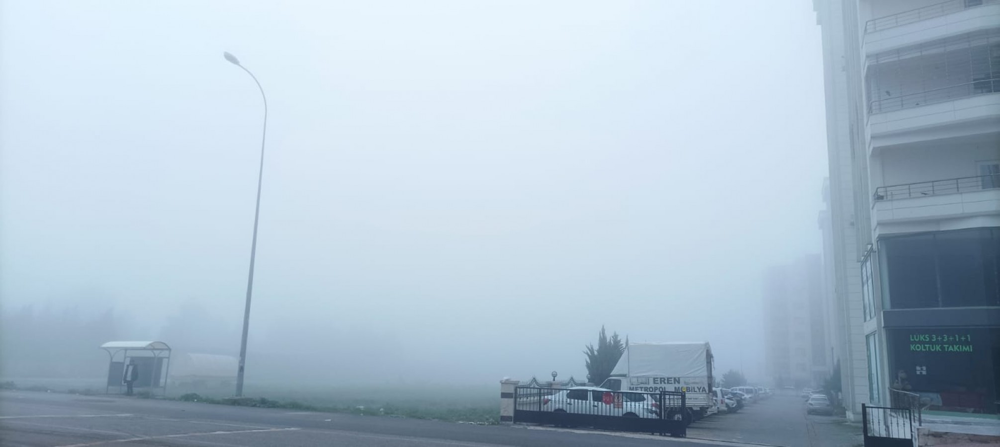 Urfa’da sabah saatlerinde sis etkili oldu;