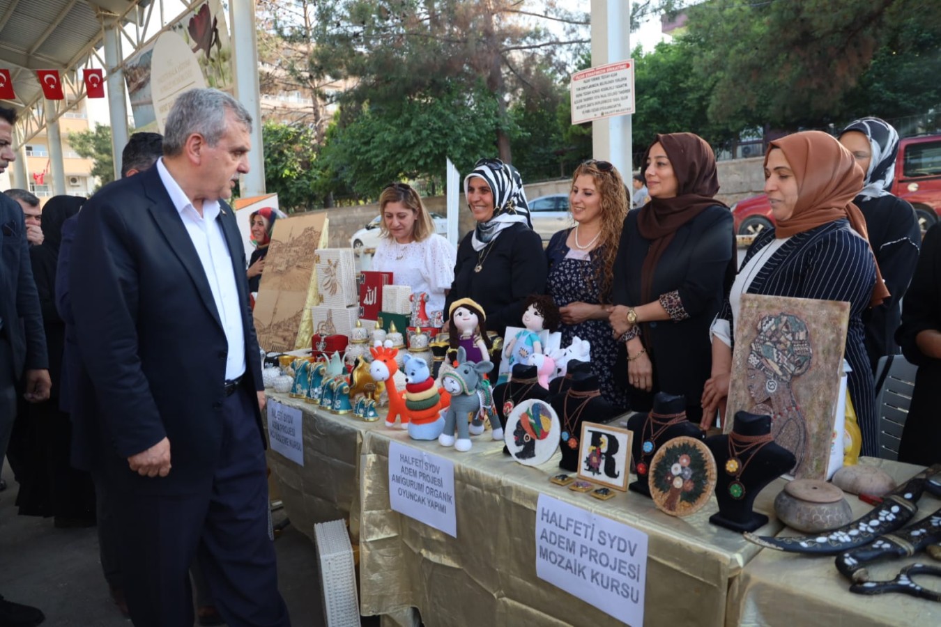 'Sakin şehir' Halfeti'de kadınların el emeği ürünleri sergilendi