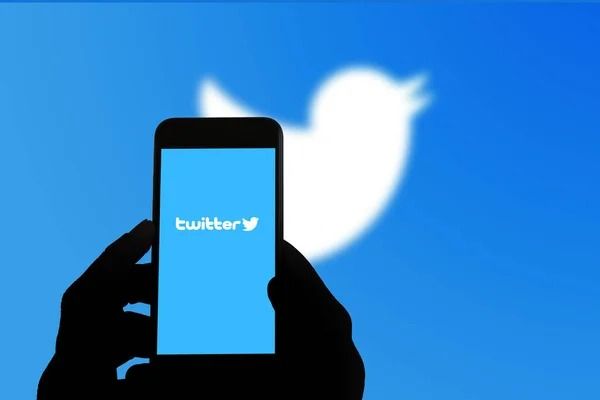 BTK Twitter'ın reklam almasını yasakladı